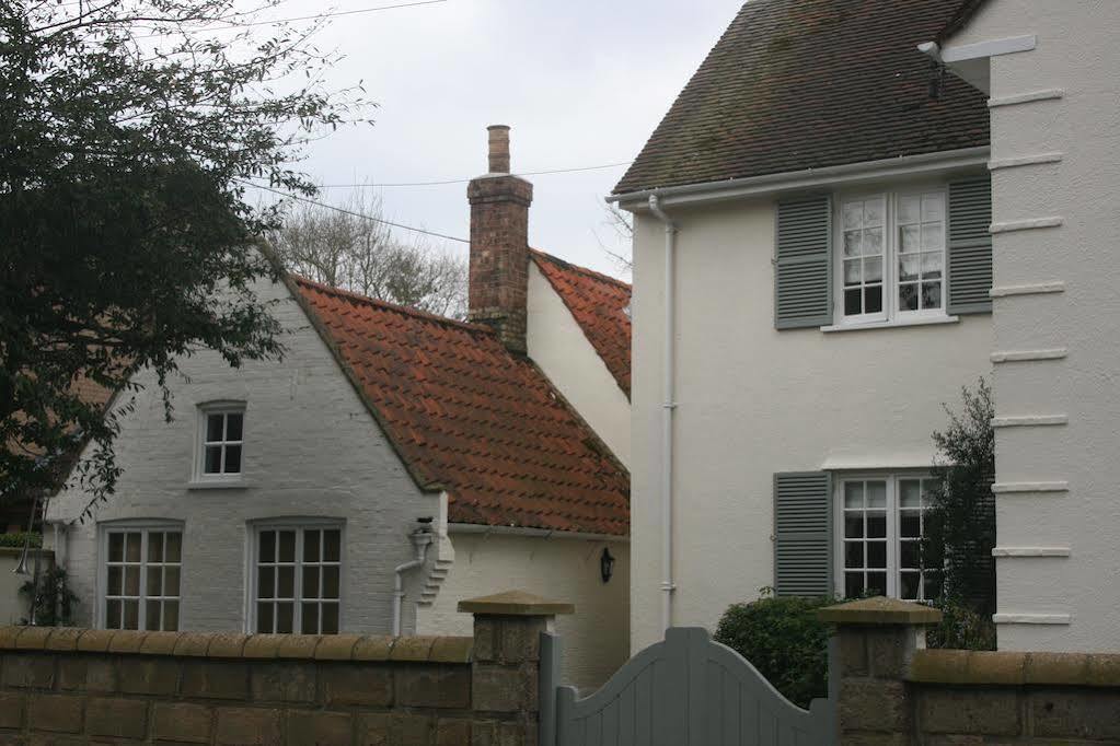 Appletree Cottages Mildenhall Exterior photo